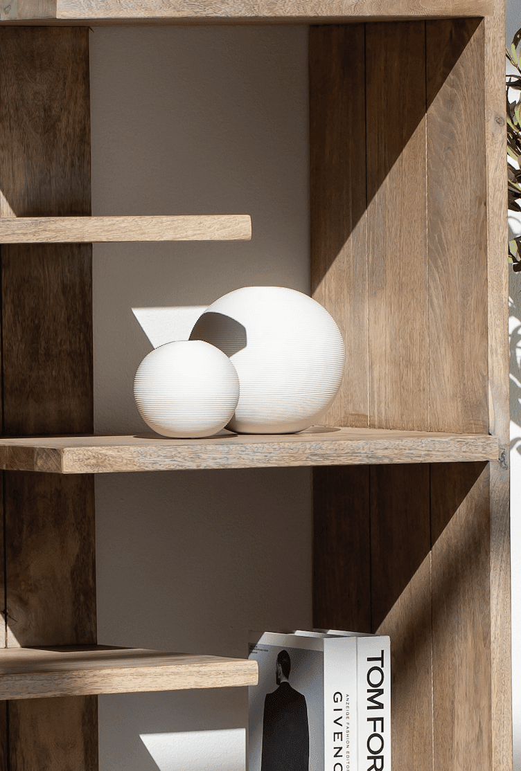 Round Ceramic Off-White Vase (2 Sizes)