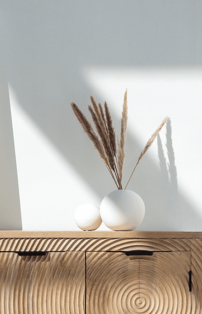 Round Ceramic Off-White Vase (2 Sizes)