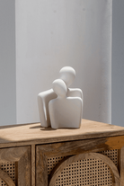 White Couple Sculpture (25x20 CM)