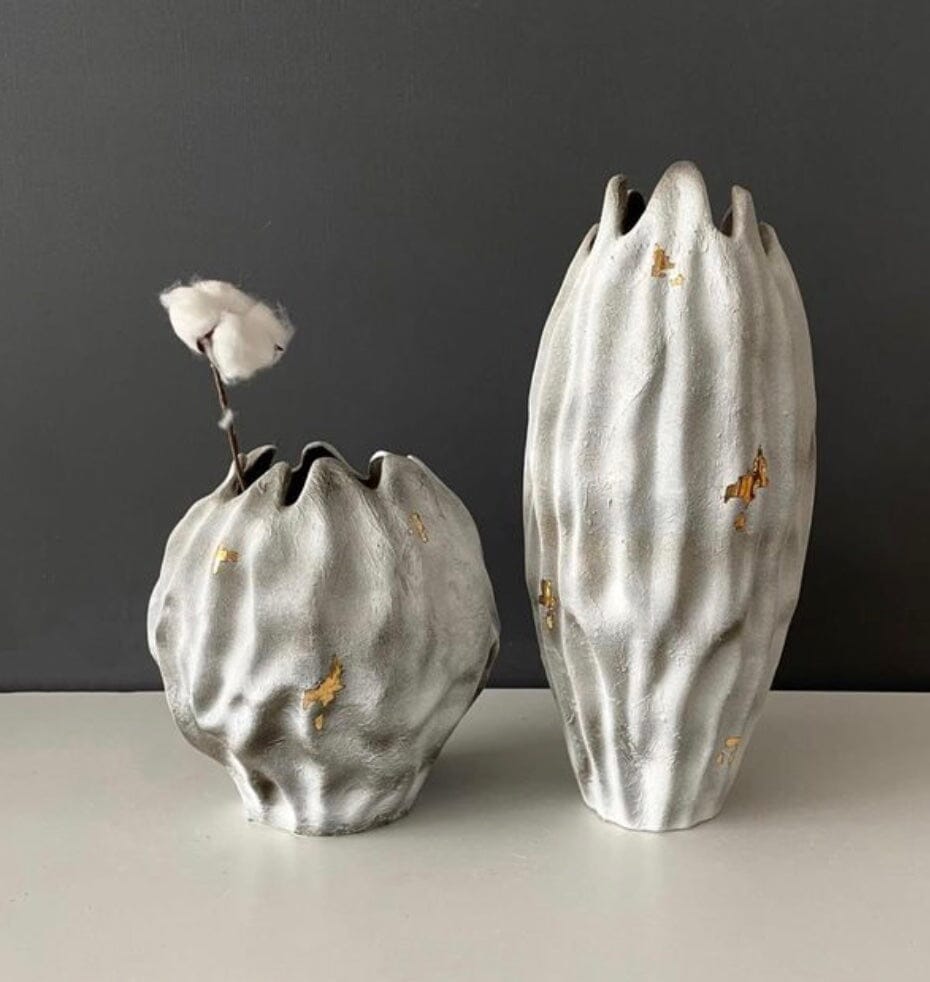 Unique Shaped Ceramic Vase (2 Sizes Available) Homekode Short/24X20 CM 